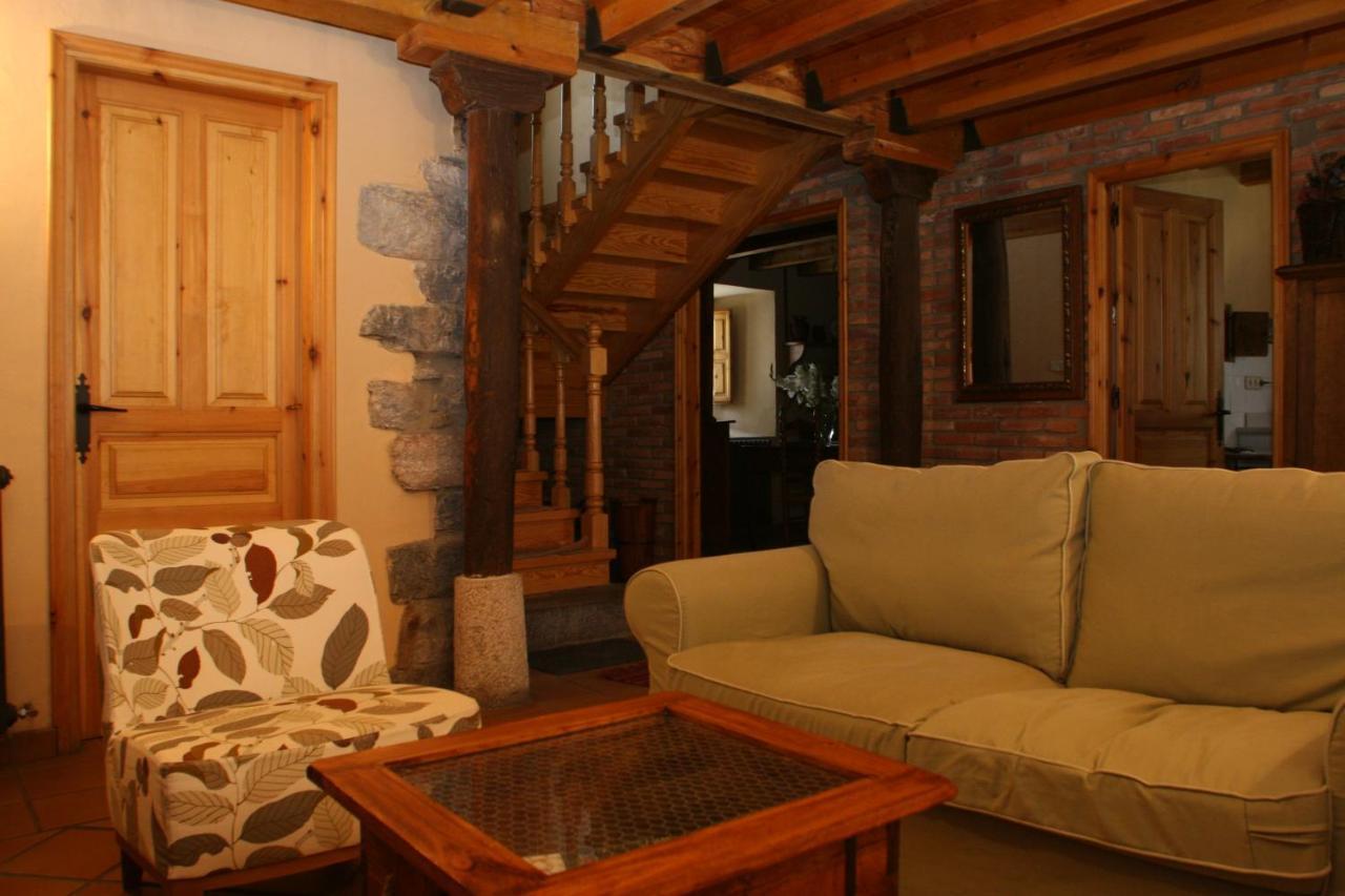Casa Susaron Puebla de Lillo Bagian luar foto